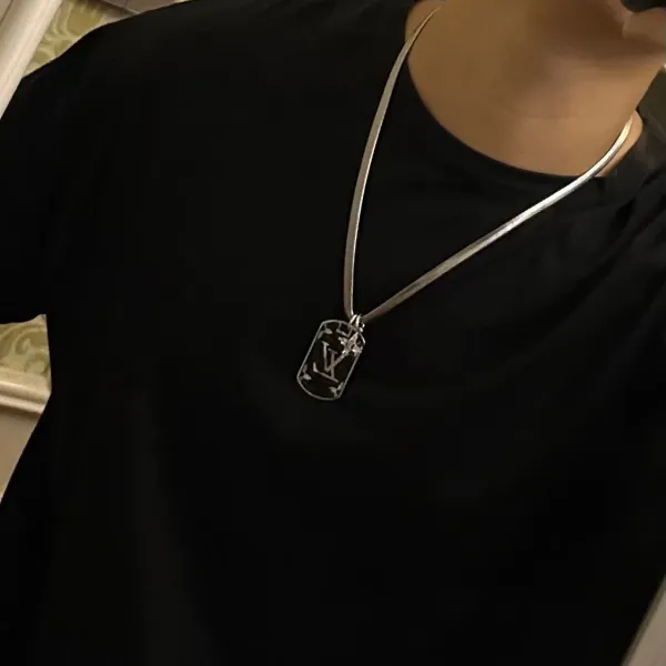 【2026】【LOUIS VUITTON】ネックレス、新しいネックレス万能シンプルファッションオーナメント 【2026】【LOUIS VUITTON】ネックレス、新しいネックレス万能シンプルファッションオーナメント