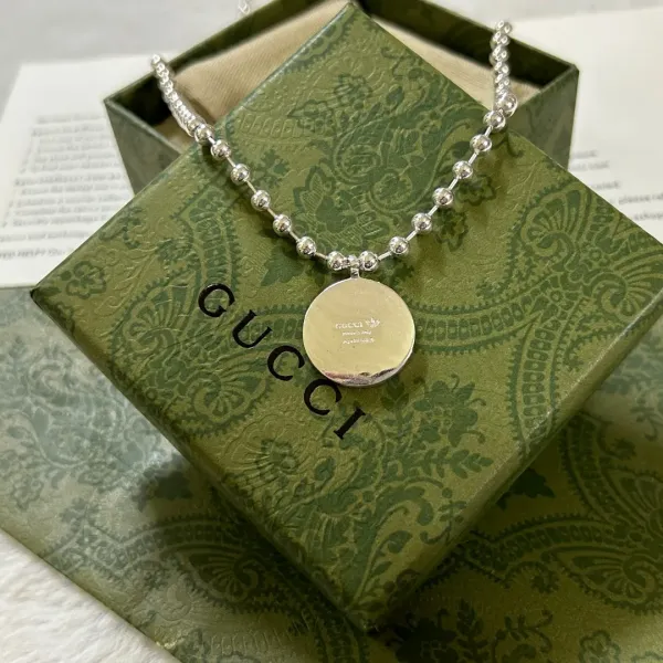 【2026】【GUCCI】ネックレス、新しいネックレス万能シンプルファッションオーナメント 【2026】【GUCCI】ネックレス、新しいネックレス万能シンプルファッションオーナメント