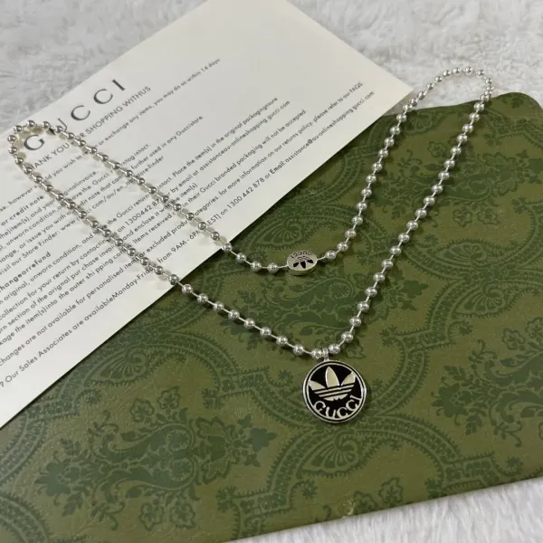 【2026】【GUCCI】ネックレス、新しいネックレス万能シンプルファッションオーナメント 【2026】【GUCCI】ネックレス、新しいネックレス万能シンプルファッションオーナメント