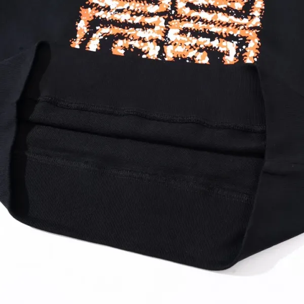 【2026】【GIVENCHY 公式旗艦店】ジバンシー 丸首の衛衣 ご好評に付き再入荷! 【2026】【GIVENCHY 公式旗艦店】ジバンシー 丸首の衛衣 ご好評に付き再入荷!