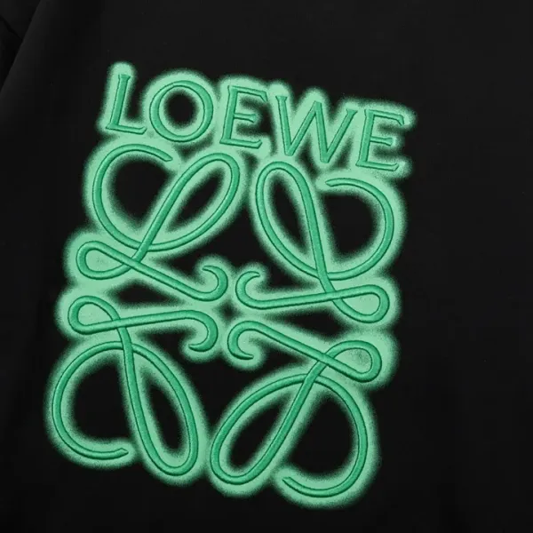 【2026】【LOEWE 公式旗艦店】ロエベ 丸首の衛衣 ご好評に付き再入荷! 【2026】【LOEWE 公式旗艦店】ロエベ 丸首の衛衣 ご好評に付き再入荷!