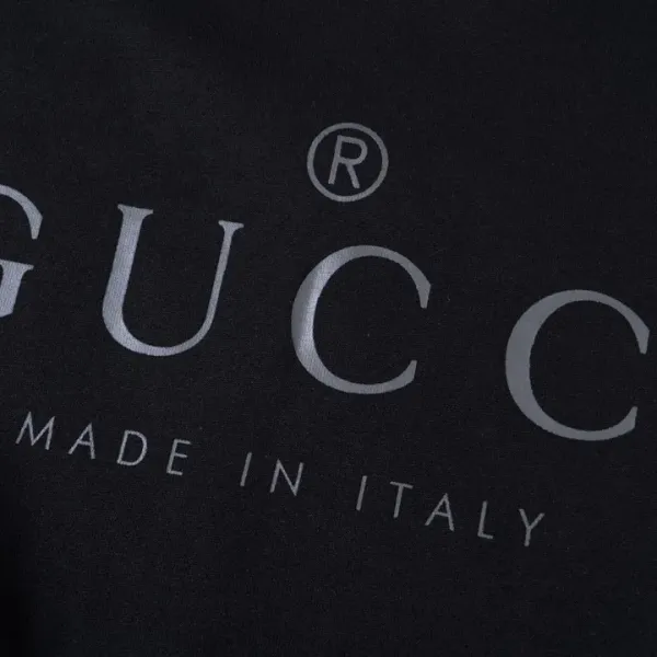 【2026】【GUCCI 公式旗艦店】グッチ 丸首の衛衣 ご好評に付き再入荷! 【2026】【GUCCI 公式旗艦店】グッチ 丸首の衛衣 ご好評に付き再入荷!