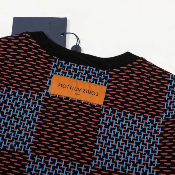 【2026】【LOUIS VUITTON 公式旗艦店】ルイヴィトン 丸首の衛衣 ご好評に付き再入荷! 【2026】【LOUIS VUITTON 公式旗艦店】ルイヴィトン 丸首の衛衣 ご好評に付き再入荷!