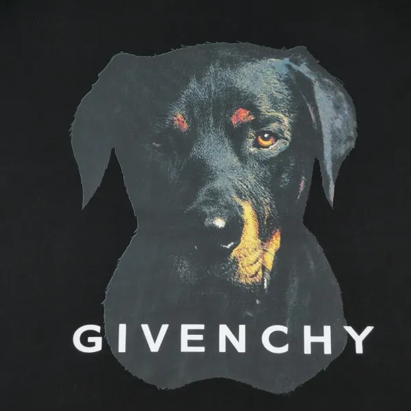 【2026】【GIVENCHY 公式旗艦店】ジバンシー Tシャツ ご好評に付き再入荷! 【2026】【GIVENCHY 公式旗艦店】ジバンシー Tシャツ ご好評に付き再入荷!