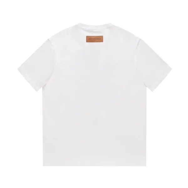 【2026】【LOUIS VUITTON 公式旗艦店】 ルイヴィトン Tシャツ ご好評に付き再入荷! 【2026】【LOUIS VUITTON 公式旗艦店】 ルイヴィトン Tシャツ ご好評に付き再入荷!