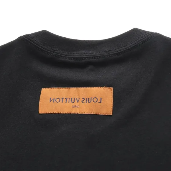 【2026】【LOUIS VUITTON 公式旗艦店】 ルイヴィトン Tシャツ ご好評に付き再入荷! 【2026】【LOUIS VUITTON 公式旗艦店】 ルイヴィトン Tシャツ ご好評に付き再入荷!