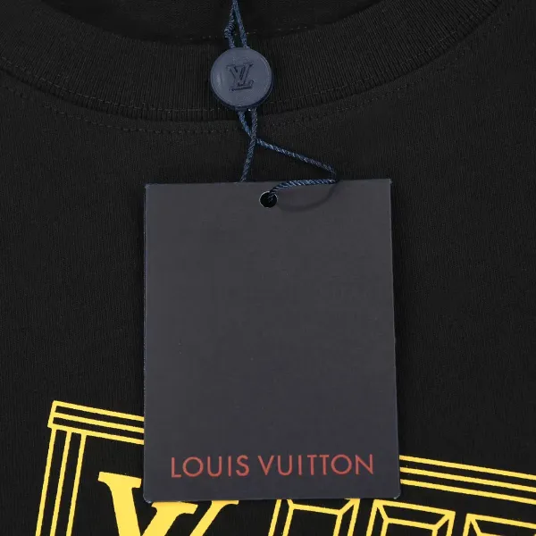 【2026】LV【LOUIS VUITTON 公式旗艦店】 ルイヴィトン Tシャツ ご好評に付き再入荷! 【2026】LV【LOUIS VUITTON 公式旗艦店】 ルイヴィトン Tシャツ ご好評に付き再入荷!