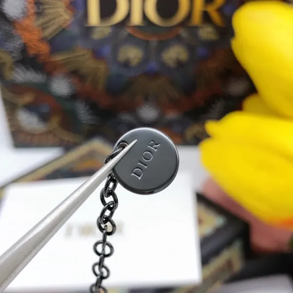 【2026】【DIOR】ネックレス、新しいネックレス万能シンプルファッションオーナメント 【2026】【DIOR】ネックレス、新しいネックレス万能シンプルファッションオーナメント