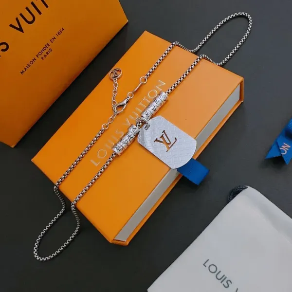 【2026】【LOUIS VUITTON】ネックレス、新しいネックレス万能シンプルファッションオーナメント