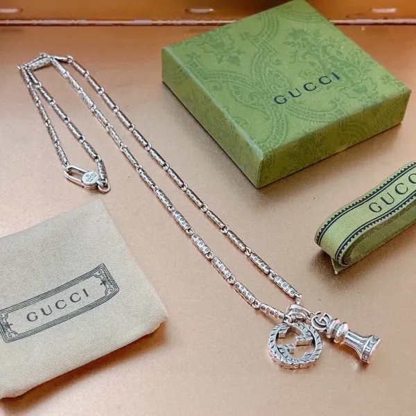 【2026】【GUCCI】ネックレス、新しいネックレス万能シンプルファッションオーナメント 【2026】【GUCCI】ネックレス、新しいネックレス万能シンプルファッションオーナメント