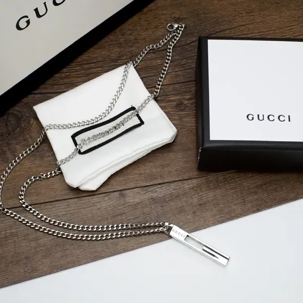 【2026】【GUCCI】ネックレス、新しいネックレス万能シンプルファッションオーナメント 【2026】【GUCCI】ネックレス、新しいネックレス万能シンプルファッションオーナメント