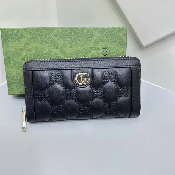 【2026】【GUCCI 公式旗艦店】グッチ 財布 当日出荷 好評に付き再入荷!19*10CM 【2026】【GUCCI 公式旗艦店】グッチ 財布 当日出荷 好評に付き再入荷!19*10CM