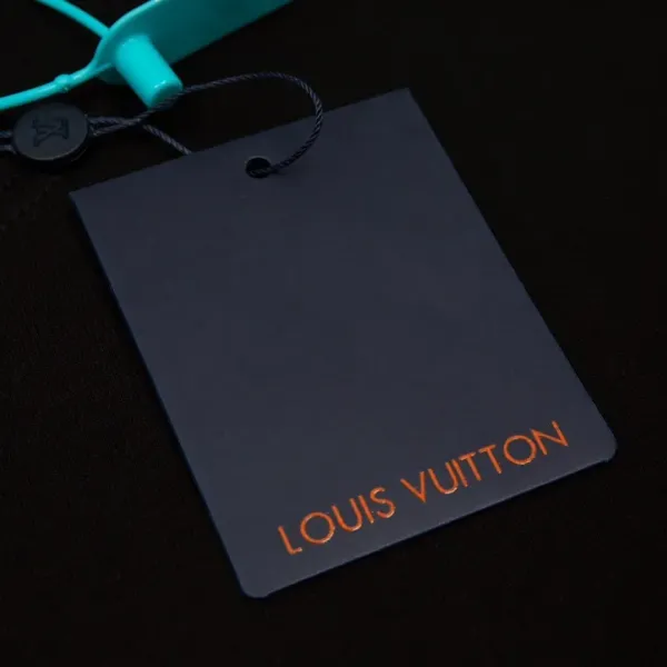 【2026】LV【LOUIS VUITTON 公式旗艦店】ルイヴィトン バレンシアガ Tシャツ ご好評に付き再入荷! 【2026】LV【LOUIS VUITTON 公式旗艦店】ルイヴィトン バレンシアガ Tシャツ ご好評に付き再入荷!