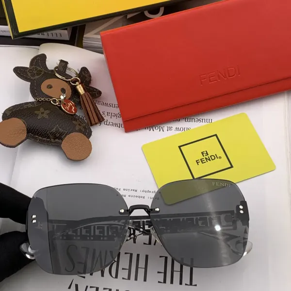 【2026】FENDI(フェンディ ) サングラス