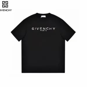 【2026】【GIVENCHY 公式旗艦店】ジバンシー   Tシャツ ご好評に付き再入荷！