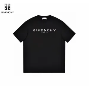 【2026】【GIVENCHY 公式旗艦店】ジバンシー   Tシャツ ご好評に付き再入荷！