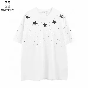 【2026】【GIVENCHY 公式旗艦店】ジバンシー   Tシャツ ご好評に付き再入荷！