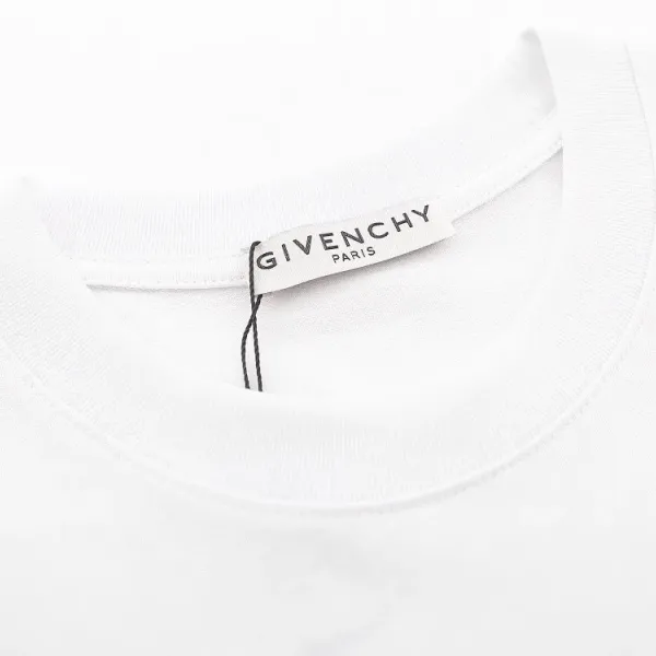 【2026】【GIVENCHY 公式旗艦店】ジバンシー Tシャツ ご好評に付き再入荷! 【2026】【GIVENCHY 公式旗艦店】ジバンシー Tシャツ ご好評に付き再入荷!