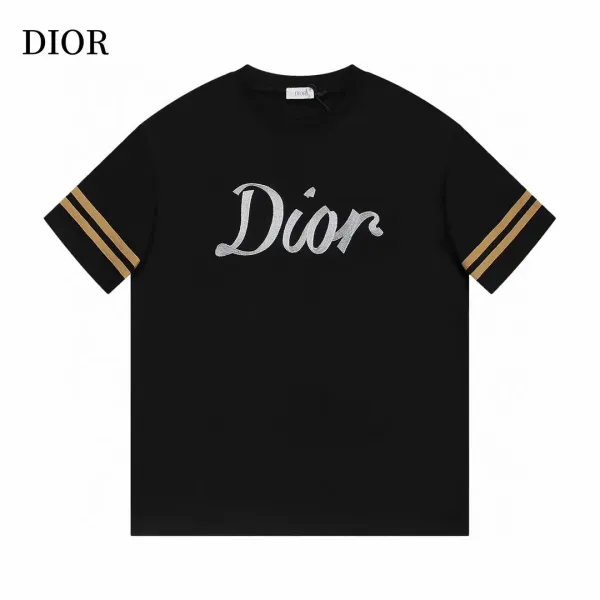 【2026】【DIOR 公式旗艦店】ディオール Tシャツ ご好評に付き再入荷! 【2026】【DIOR 公式旗艦店】ディオール Tシャツ ご好評に付き再入荷!