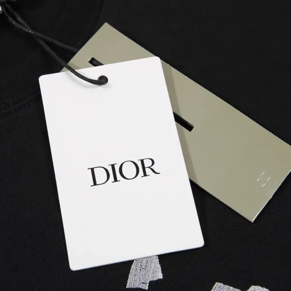 【2026】【DIOR 公式旗艦店】ディオール Tシャツ ご好評に付き再入荷! 【2026】【DIOR 公式旗艦店】ディオール Tシャツ ご好評に付き再入荷!