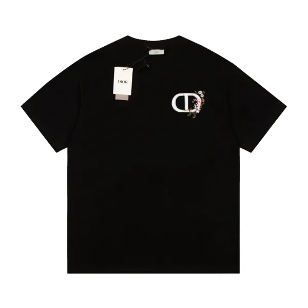 【2026】【DIOR 公式旗艦店】ディオール    Tシャツ ご好評に付き再入荷！