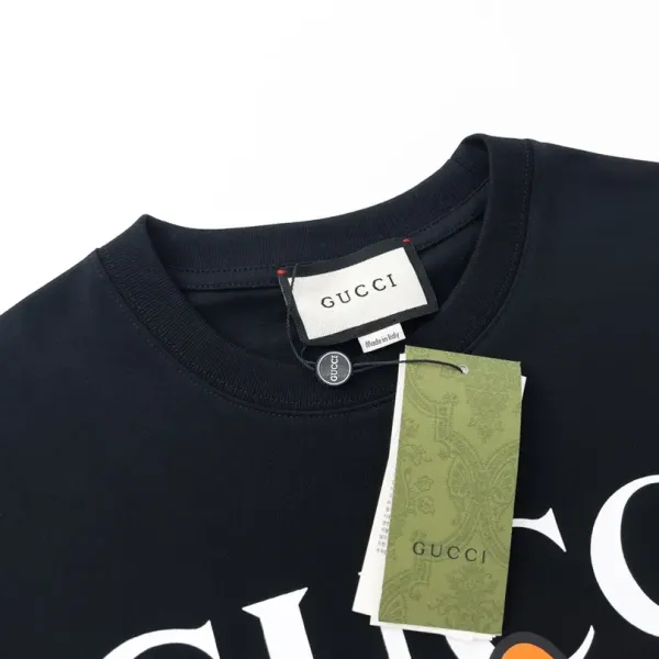 【2026】【GUCCI 公式旗艦店】クッチ Tシャツ ご好評に付き再入荷! 【2026】【GUCCI 公式旗艦店】クッチ Tシャツ ご好評に付き再入荷!