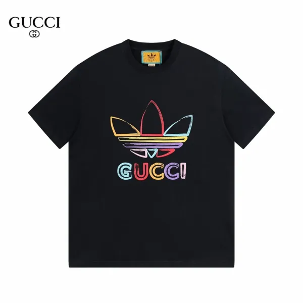【2026】【GUCCI 公式旗艦店】クッチ   Tシャツ ご好評に付き再入荷！