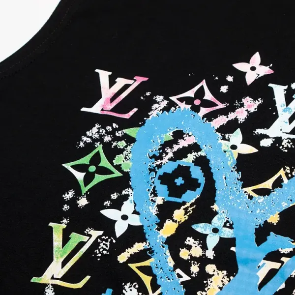 【2026】LV【LOUIS VUITTON 公式旗艦店】 ルイヴィトン ノースリーブベスト ご好評に付き再入荷! 【2026】LV【LOUIS VUITTON 公式旗艦店】 ルイヴィトン ノースリーブベスト ご好評に付き再入荷!