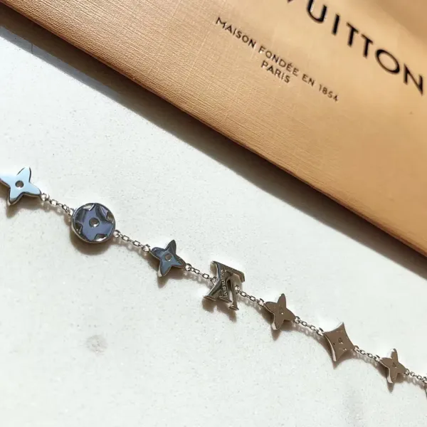 【2026】【LOUIS VUITTON】ブレスレット、ファッションシンプルなスタイル