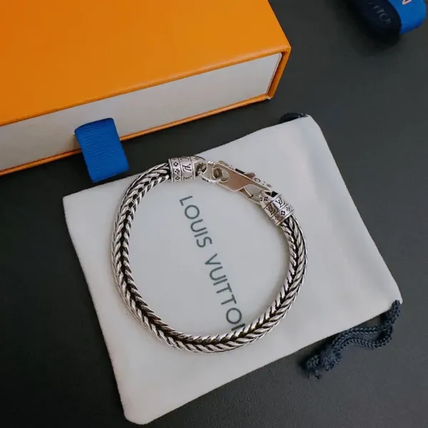 【2026】【LOUIS VUITTON】ブレスレット、ファッションシンプルなスタイル