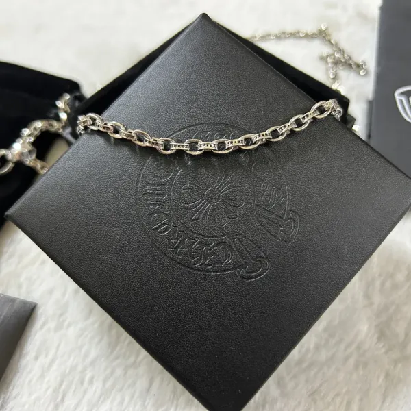 【2026】【CHROME HEARTS 】ネックレス、新しいネックレス万能シンプルファッションオーナメント 【2026】【CHROME HEARTS 】ネックレス、新しいネックレス万能シンプルファッションオーナメント