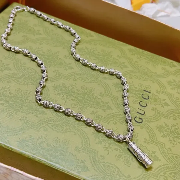 【2026】【GUCCI 】ネックレス、新しいネックレス万能シンプルファッションオーナメント 【2026】【GUCCI 】ネックレス、新しいネックレス万能シンプルファッションオーナメント
