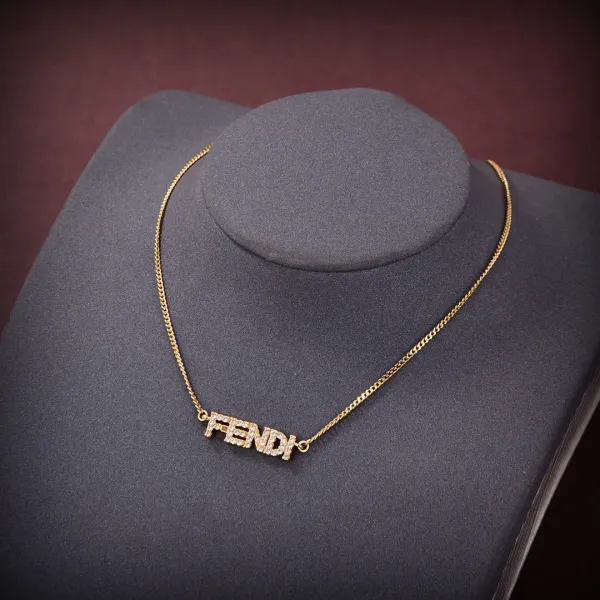 【2026】【FENDI】ネックレス、新しいネックレス万能シンプルファッションオーナメント 【2026】【FENDI】ネックレス、新しいネックレス万能シンプルファッションオーナメント