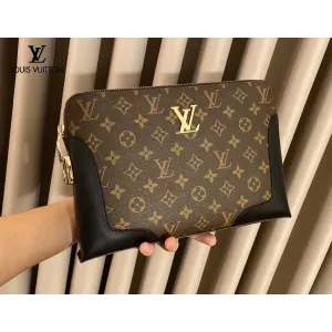 【2026】【LOUIS VUITTON 公式旗艦店】ルイヴィトン クラッチバッグ 当日出荷 好評に付き再入荷!29*19*4CM 【2026】【LOUIS VUITTON 公式旗艦店】ルイヴィトン クラッチバッグ 当日出荷 好評に付き再入荷!29*19*4CM