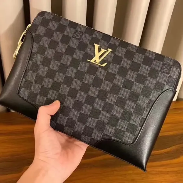 【2026】【LOUIS VUITTON  公式旗艦店】ルイヴィトン  クラッチバッグ  当日出荷 好評に付き再入荷！29*19*4CM
