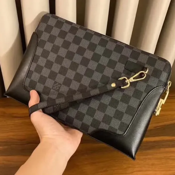 【2026】【LOUIS VUITTON  公式旗艦店】ルイヴィトン  クラッチバッグ  当日出荷 好評に付き再入荷！29*19*4CM