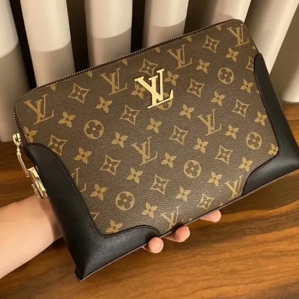 【2026】【LOUIS VUITTON  公式旗艦店】ルイヴィトン  クラッチバッグ  当日出荷 好評に付き再入荷！29*19*4CM