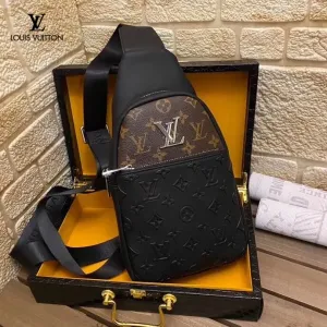【2026】LV【LOUIS VUITTON 公式旗艦店】ルイヴィトン 胸ポケット 当日出荷 好評に付き再入荷!29*19*4CM 【2026】LV【LOUIS VUITTON 公式旗艦店】ルイヴィトン 胸ポケット 当日出荷 好評に付き再入荷!29*19*4CM