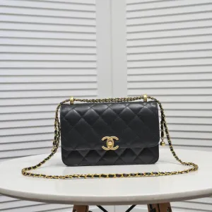 【2026】【CHANEL 公式旗艦店】シャネル ショルダーバッグ 当日出荷 好評に付き再入荷!23*14*8CM 【2026】【CHANEL 公式旗艦店】シャネル ショルダーバッグ 当日出荷 好評に付き再入荷!23*14*8CM