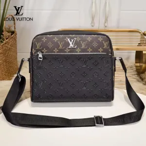 【2026】【LOUIS VUITTON 公式旗艦店】ルイヴィトン ショルダーバッグ 当日出荷 好評に付き再入荷!25*28*5cm 【2026】【LOUIS VUITTON 公式旗艦店】ルイヴィトン ショルダーバッグ 当日出荷 好評に付き再入荷!25*28*5cm