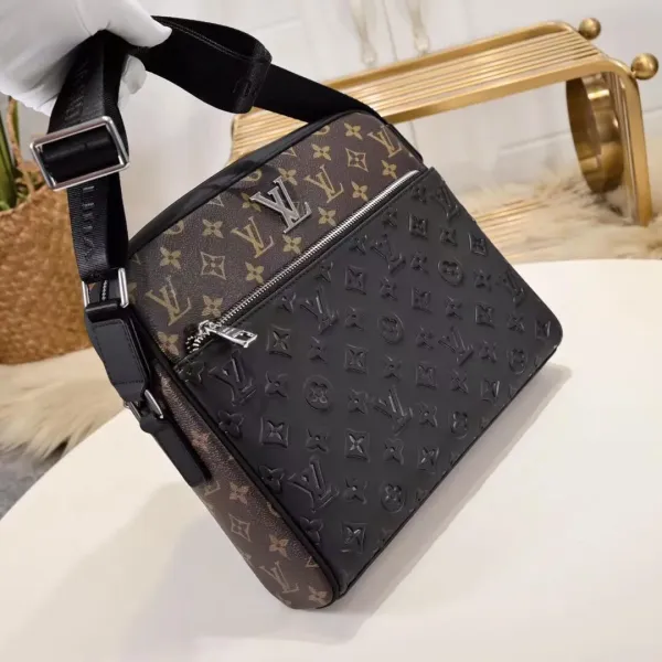 【2026】【LOUIS VUITTON  公式旗艦店】ルイヴィトン   ショルダーバッグ 当日出荷 好評に付き再入荷！25*28*5cm