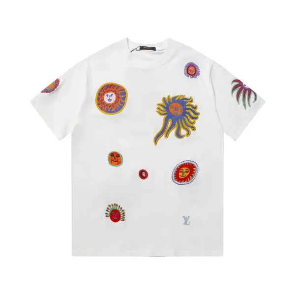 【2026】【LOUIS VUITTON 公式旗艦店】ルイヴィトン  Tシャツ   ご好評に付き再入荷！