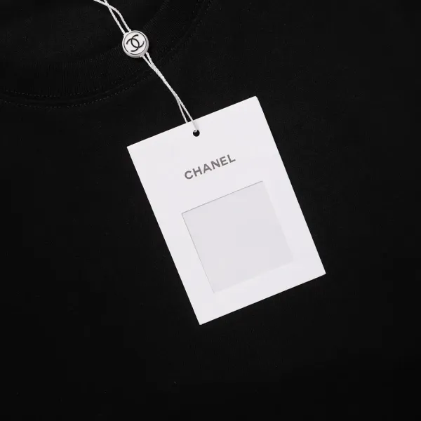 【2026】【CHANEL  公式旗艦店】シャネル    Tシャツご好評に付き再入荷！