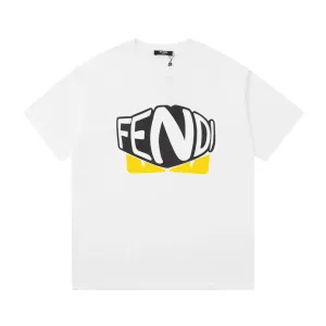 【2026】【FENDI  公式旗艦店】フェンディ   Tシャツご好評に付き再入荷！