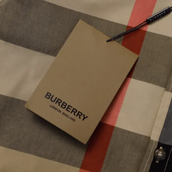 【2026】【BURBERRY 公式旗艦店】バーバリー シャツ ご好評に付き再入荷! 【2026】【BURBERRY 公式旗艦店】バーバリー シャツ ご好評に付き再入荷!