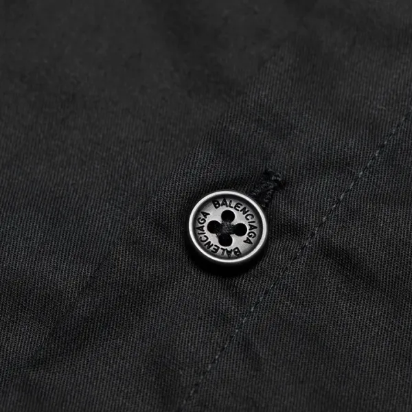 【2026】【BALENCIAGA 公式旗艦店】 バレンシアガ 半袖シャツ ご好評に付き再入荷! 【2026】【BALENCIAGA 公式旗艦店】 バレンシアガ 半袖シャツ ご好評に付き再入荷!