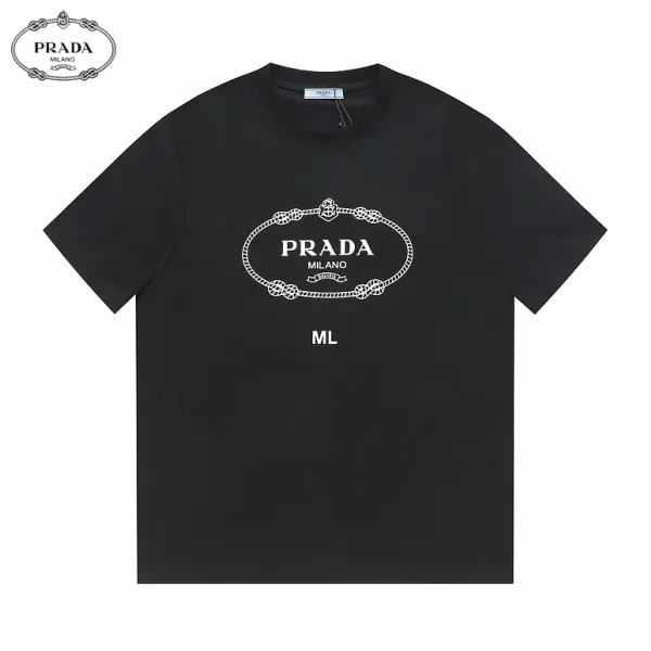 【2026】【PRADA 公式旗艦店】プラダ Tシャツご好評に付き再入荷! 【2026】【PRADA 公式旗艦店】プラダ Tシャツご好評に付き再入荷!