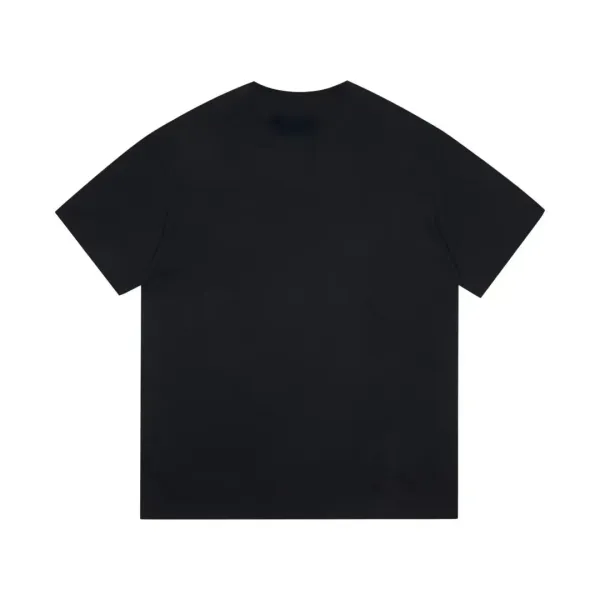 【2026】【GIVENCHY 公式旗艦店】ジバンシー   Tシャツ ご好評に付き再入荷！