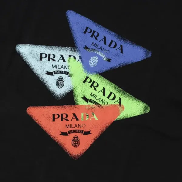 【2026】【PRADA 公式旗艦店】 プラダ  Tシャツ  ご好評に付き再入荷！