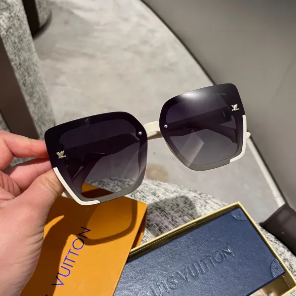【2026】LOUIS VUITTON( ルイヴィトン) サングラス